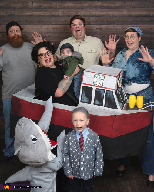 You're gonna need a bigger boat - Jaws Family Costume