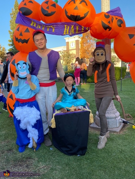 Creative DIY Aladdin And Jasmine Costumes