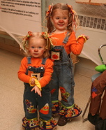 Cute Scarecrows DIY Halloween Costumes