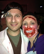 Pomysł na kostium na Halloween dla par: Demented Dentist and his First Patient