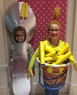 Easy Mac & Spoon Homemade Costume