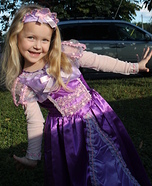 Rapunzel Halloween Costume for a Girl