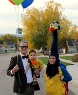 DIY matching costumes for babies and parents - Disney's Up Family Halloween Costume